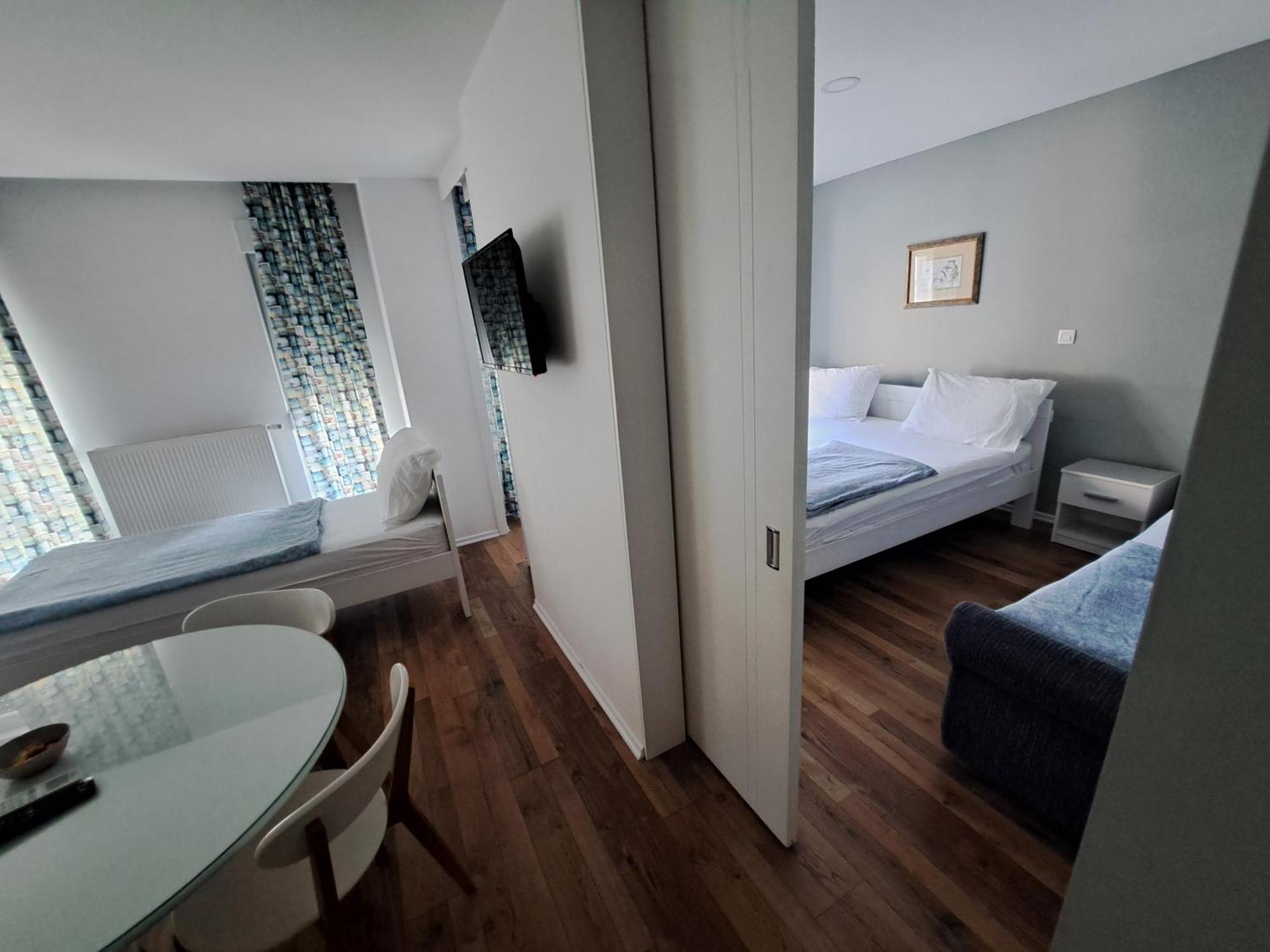 Flower With Free Onsite Parking * Mostar