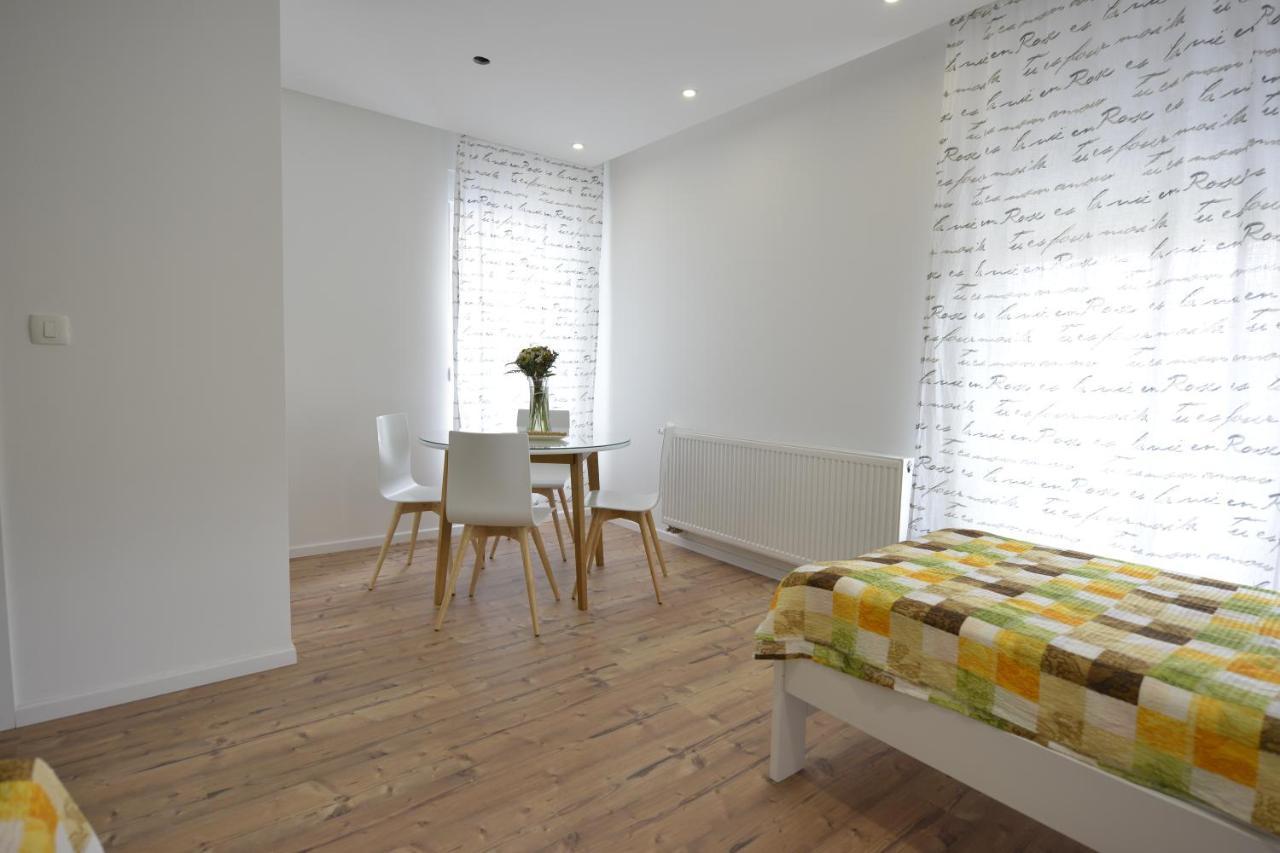 Apartment Flower With Free Onsite Parking *